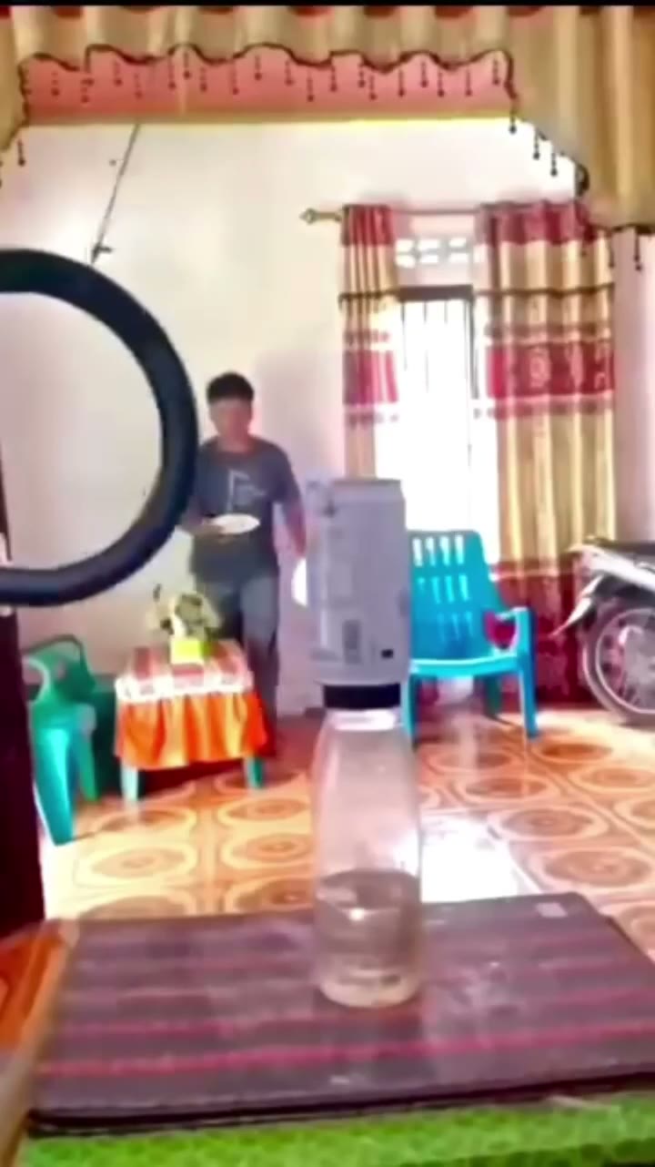 타이어가 지나간 자리, 제품의 등장